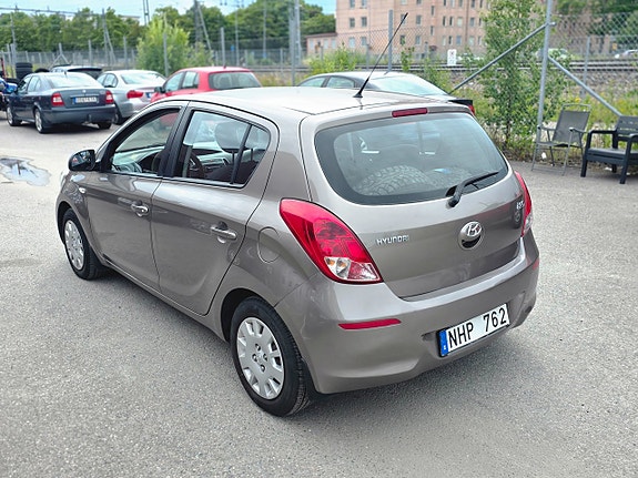Hyundai i20 7 of 20