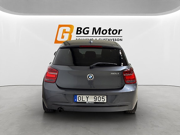 BMW 118d 5 of 5