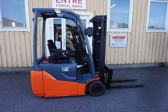 Toyota Eltruck Triago 16.  4,4 m / 1600kg