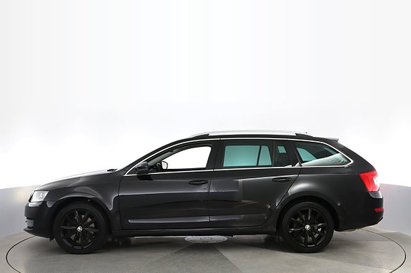 Skoda Octavia 3 of 5