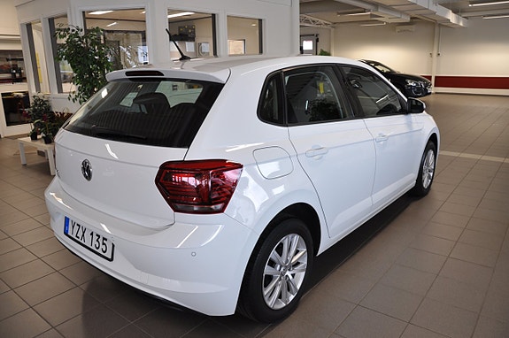 Volkswagen Polo 5 of 5
