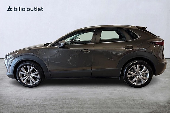 Mazda CX-30 4 of 27