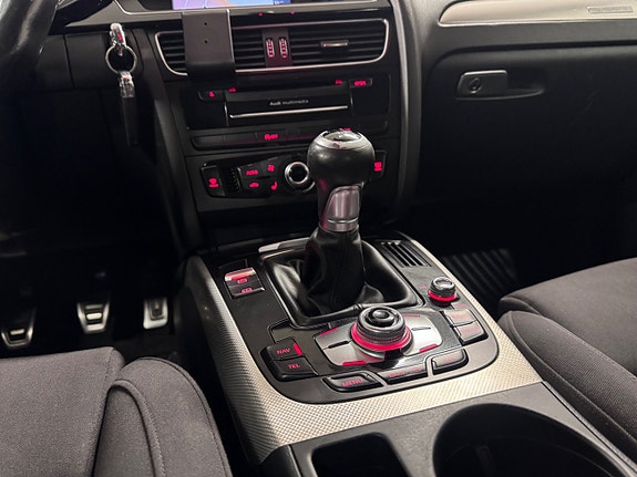 Audi A4 9 of 18