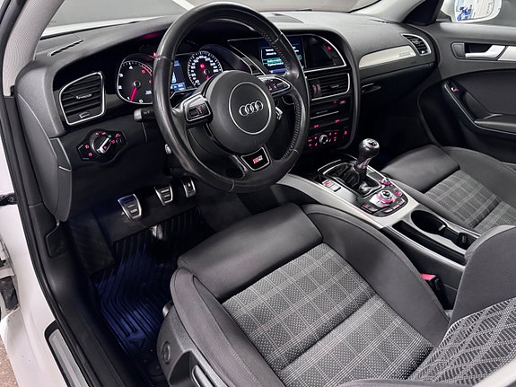 Audi A4 16 of 18