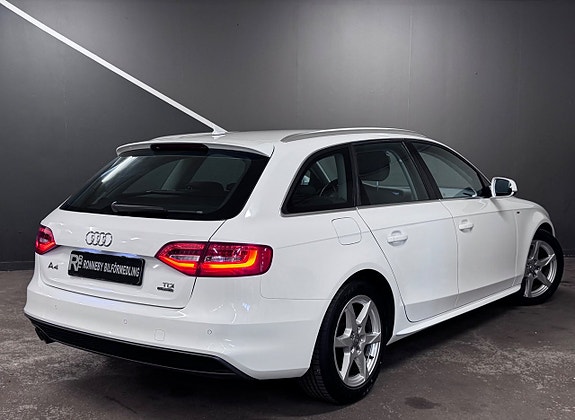 Audi A4 4 of 5