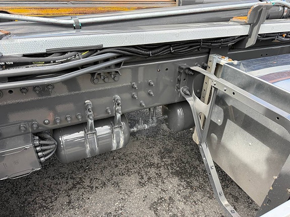 Volvo FH540 6x2 lastväxlare i fint skick 8 of 12