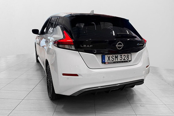 Nissan Leaf 6 of 22