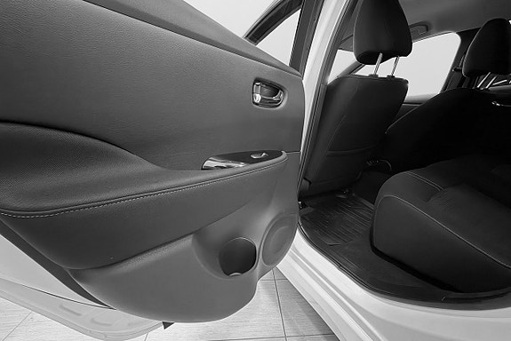 Nissan Leaf 20 of 22
