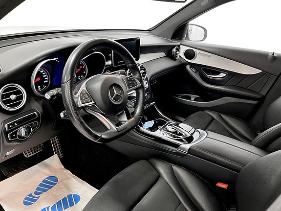 Mercedes-Benz GLC220 d 4 of 5