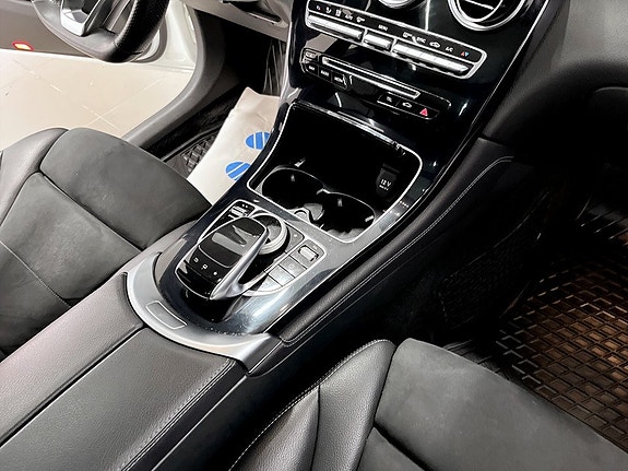 Mercedes-Benz GLC220 d 10 of 15