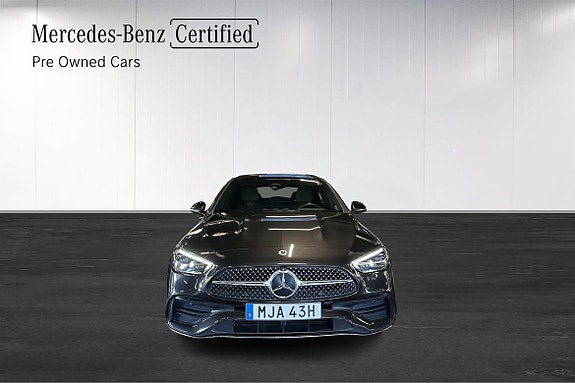 Mercedes-Benz C300 e 14 of 26