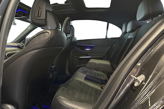 Mercedes-Benz C300 e 10 of 26