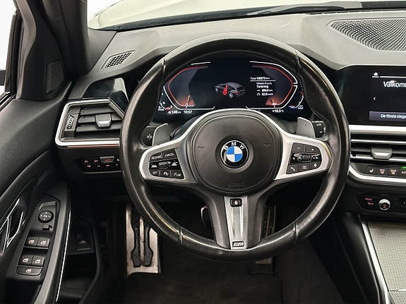 BMW 320 12 of 30