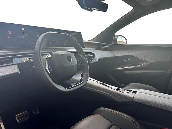 Peugeot 3008 4 of 5