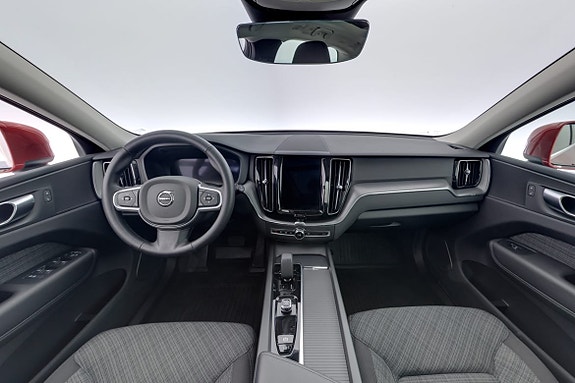 Volvo XC60 7 of 17