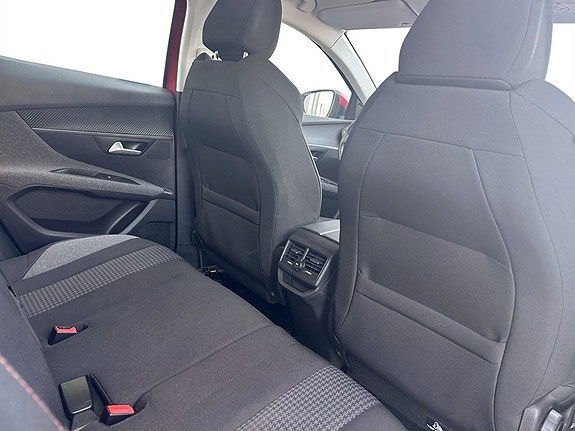 Peugeot 3008 12 of 15
