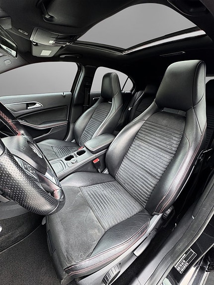 Mercedes-Benz A200 11 of 23