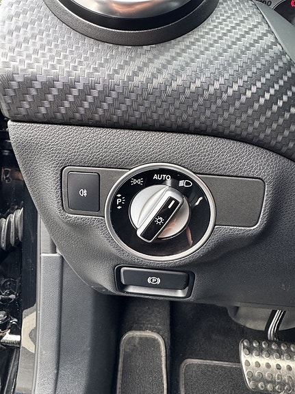 Mercedes-Benz A200 12 of 23