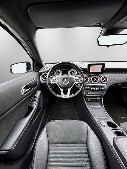 Mercedes-Benz A200 15 of 23