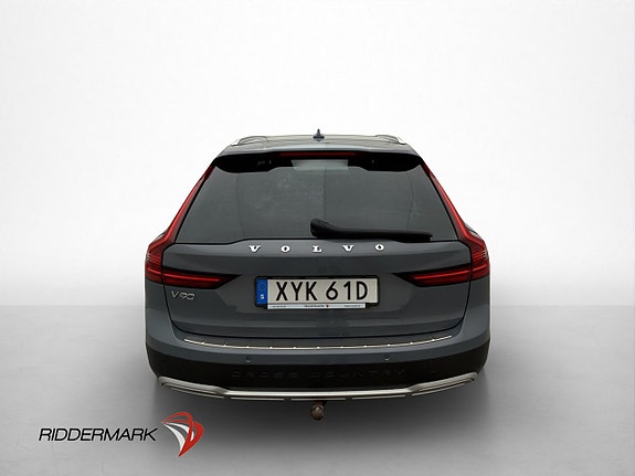 Volvo V90 Cross Country 6 of 30