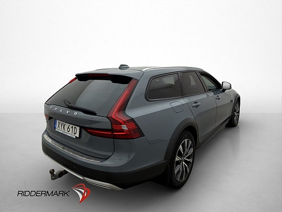 Volvo V90 Cross Country 8 of 30