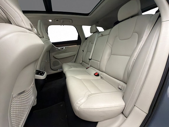 Volvo V90 Cross Country 21 of 30