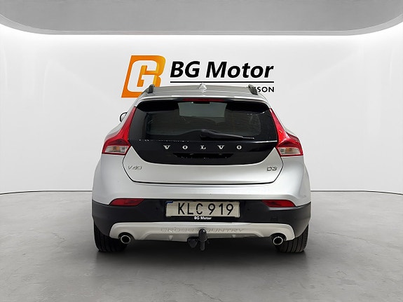 Volvo V40 Cross Country 5 of 5