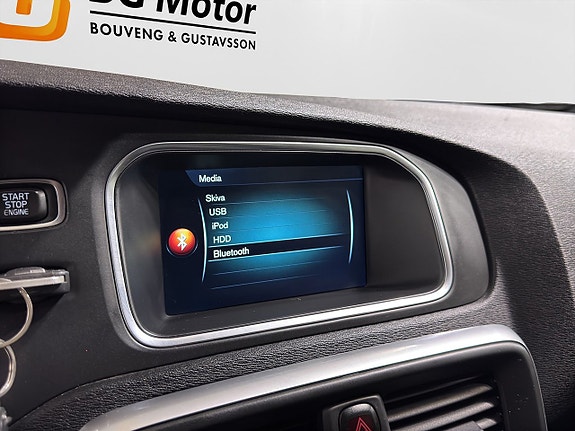 Volvo V40 Cross Country 19 of 19