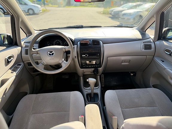 Mazda Premacy 12 of 15