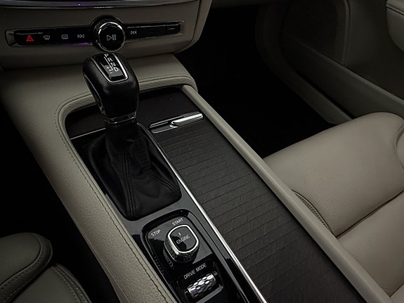 Volvo V90 Cross Country 27 of 30