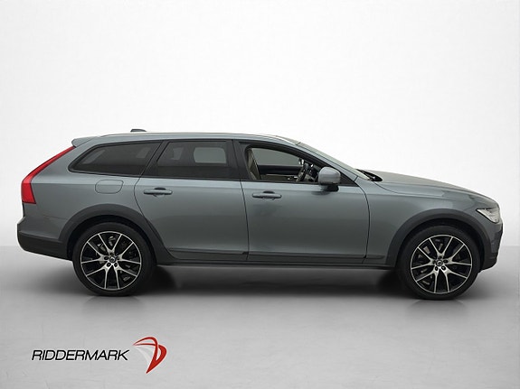 Volvo V90 Cross Country 6 of 30