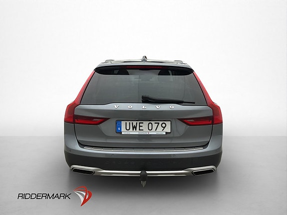 Volvo V90 Cross Country 5 of 5