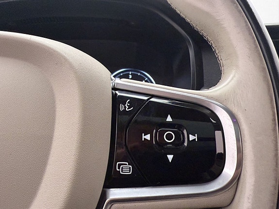 Volvo V90 Cross Country 23 of 30