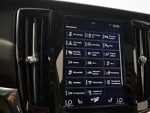 Volvo V90 Cross Country 26 of 30