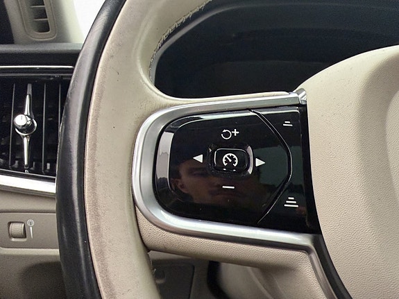 Volvo V90 Cross Country 21 of 30