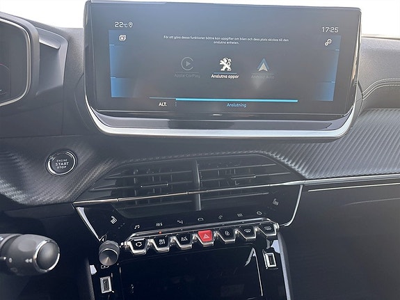 Peugeot 2008 9 of 17