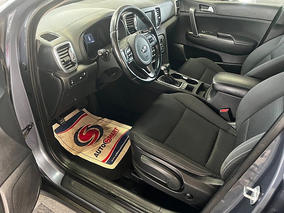 Kia Sportage 9 of 17
