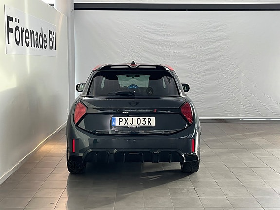 MINI Cooper S 13 of 15
