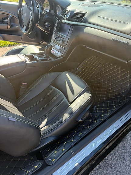 Maserati GranTurismo 3 of 5