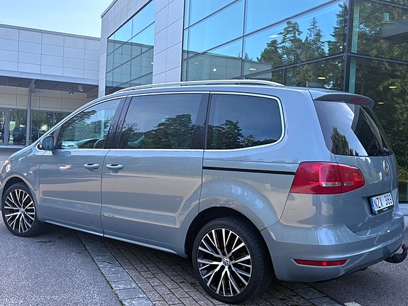 Volkswagen Sharan 2 of 5