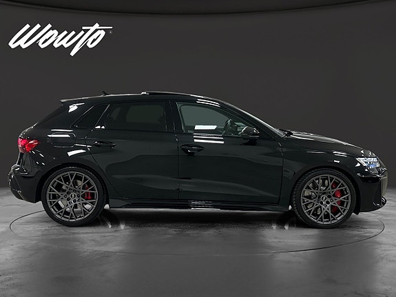 Audi RS3 3 of 5