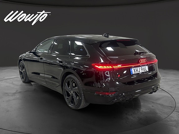 Audi A6 5 of 17