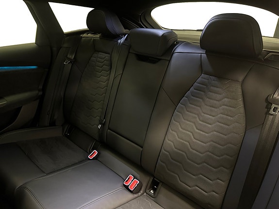 Audi A6 13 of 17