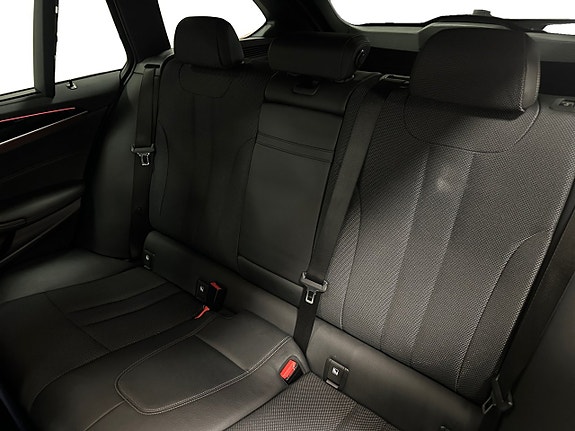 BMW 520 10 of 16
