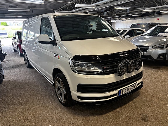 Volkswagen Transporter 2 of 5