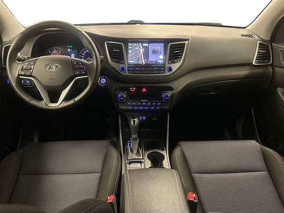 Hyundai Tucson 10 of 16
