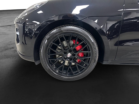 Porsche Macan GTS 15 of 15