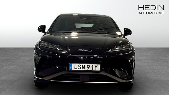 BYD Sealion 7 8 of 9