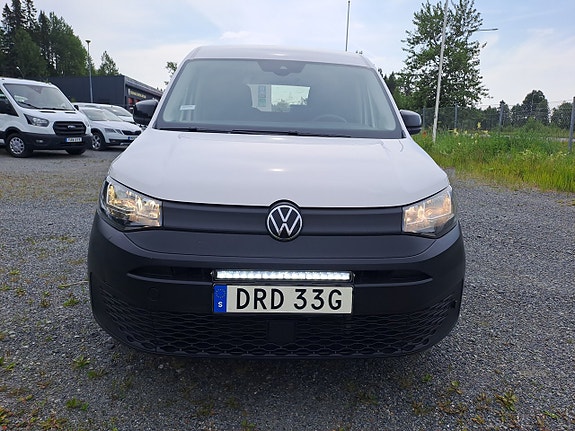 Volkswagen Caddy Maxi 2 of 5