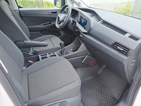 Volkswagen Caddy Maxi 12 of 22